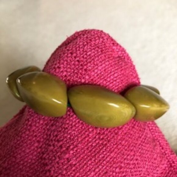 Eco-friendly Nuna Green Tagua Stretch Bracelet - Picture 3 of 3